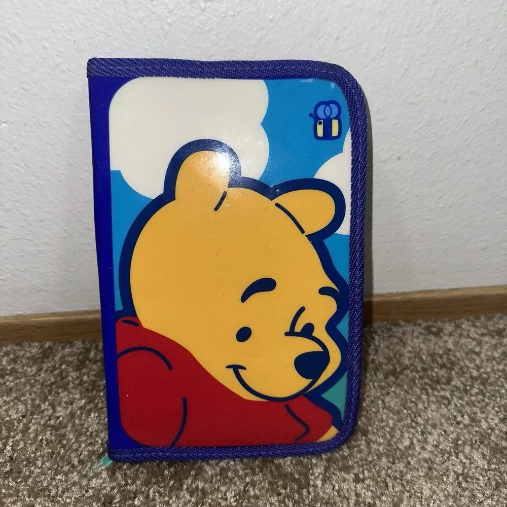 DISNEY Winnie the Pooh Agenda Planner pencil marker set Zip case Organizer NOS
